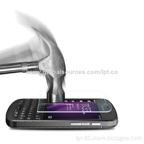 Wholesale 0.3mm 2.5D 9H Premium Real Tempered Glass Screen Protector Film for Blackberry Q10